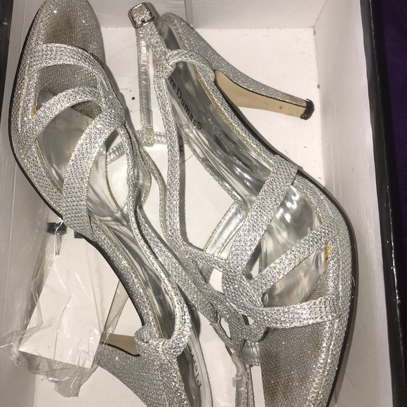 Cute heels!!! - Picture 5 of 8